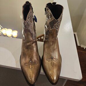 Old Gringo Metallic Gold Ankle Boots